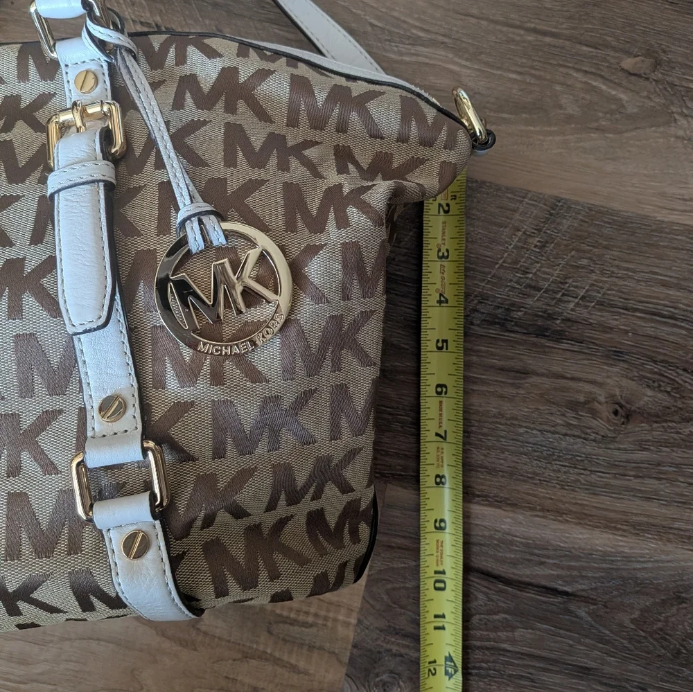 Michael Kors Bedford Signature Satchel Tan Monogram/White trim